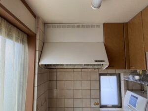 神奈川のキッチン取付け隊　レンジフードのちょっと変わった選び方　施工前